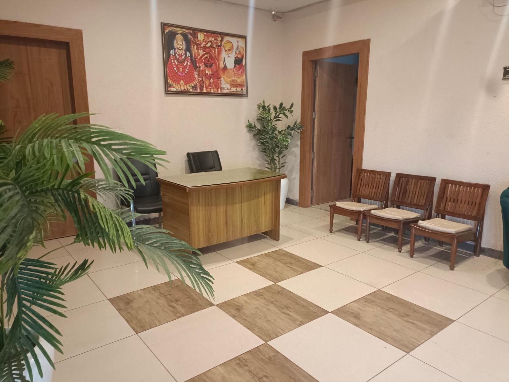 The Aura Grand Hotel & Banquet - A Unit Of Sitara Kollection Hotels Rohtak Eksteriør bilde