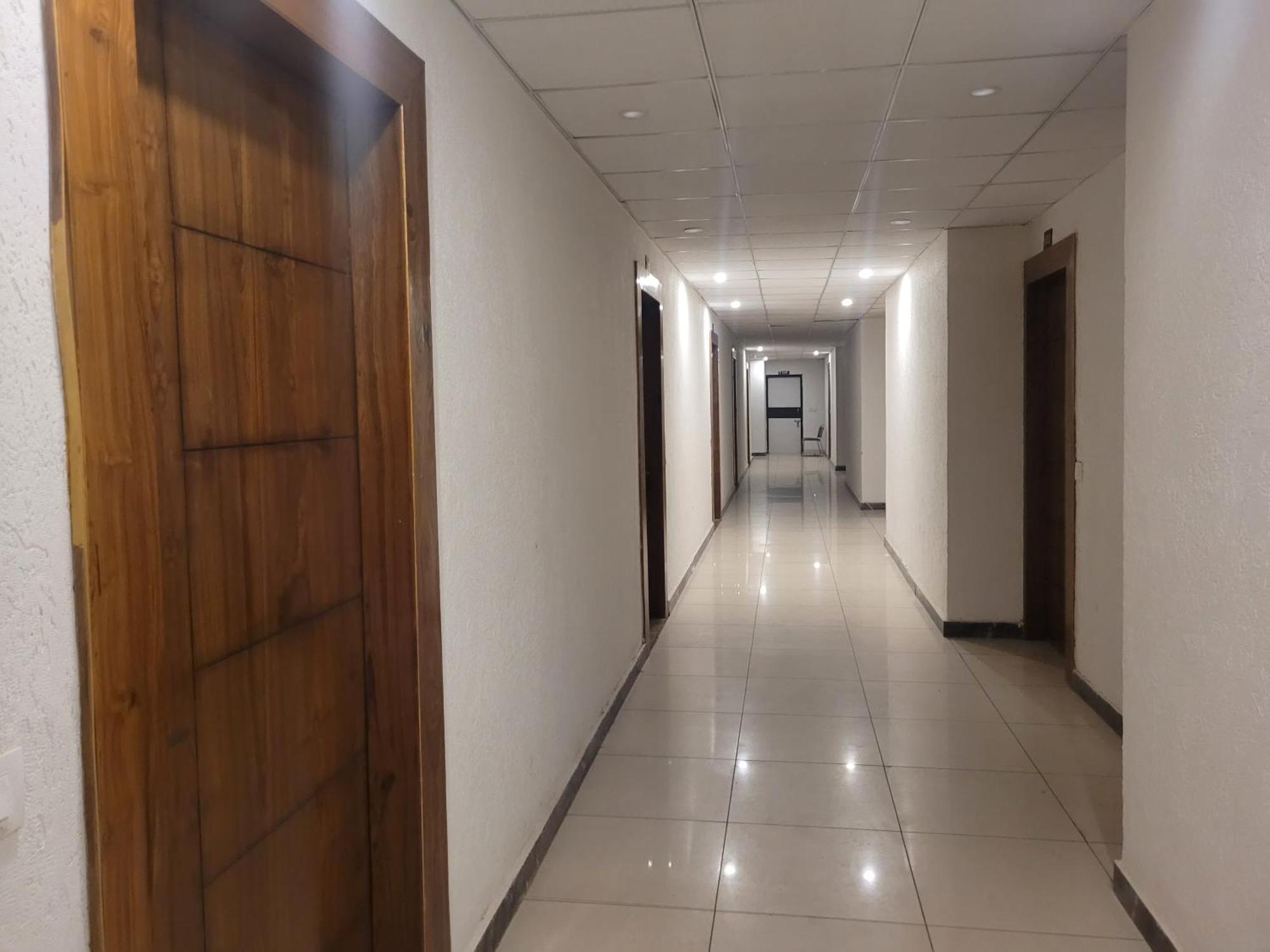 The Aura Grand Hotel & Banquet - A Unit Of Sitara Kollection Hotels Rohtak Eksteriør bilde